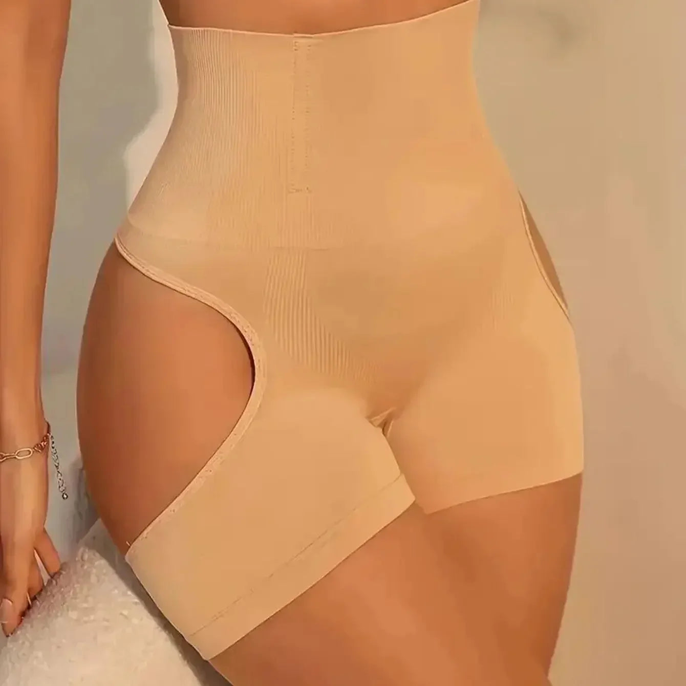 DivineCurve™ Lift & Sculpt Control Shorts