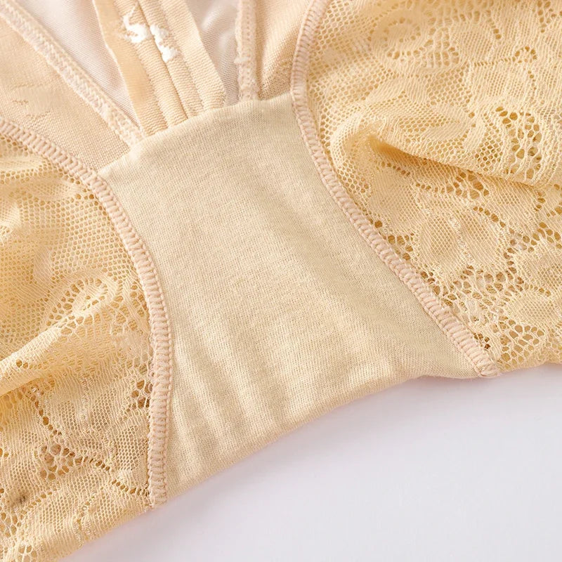DivineCurve™ Lace Sculpt Control Panty